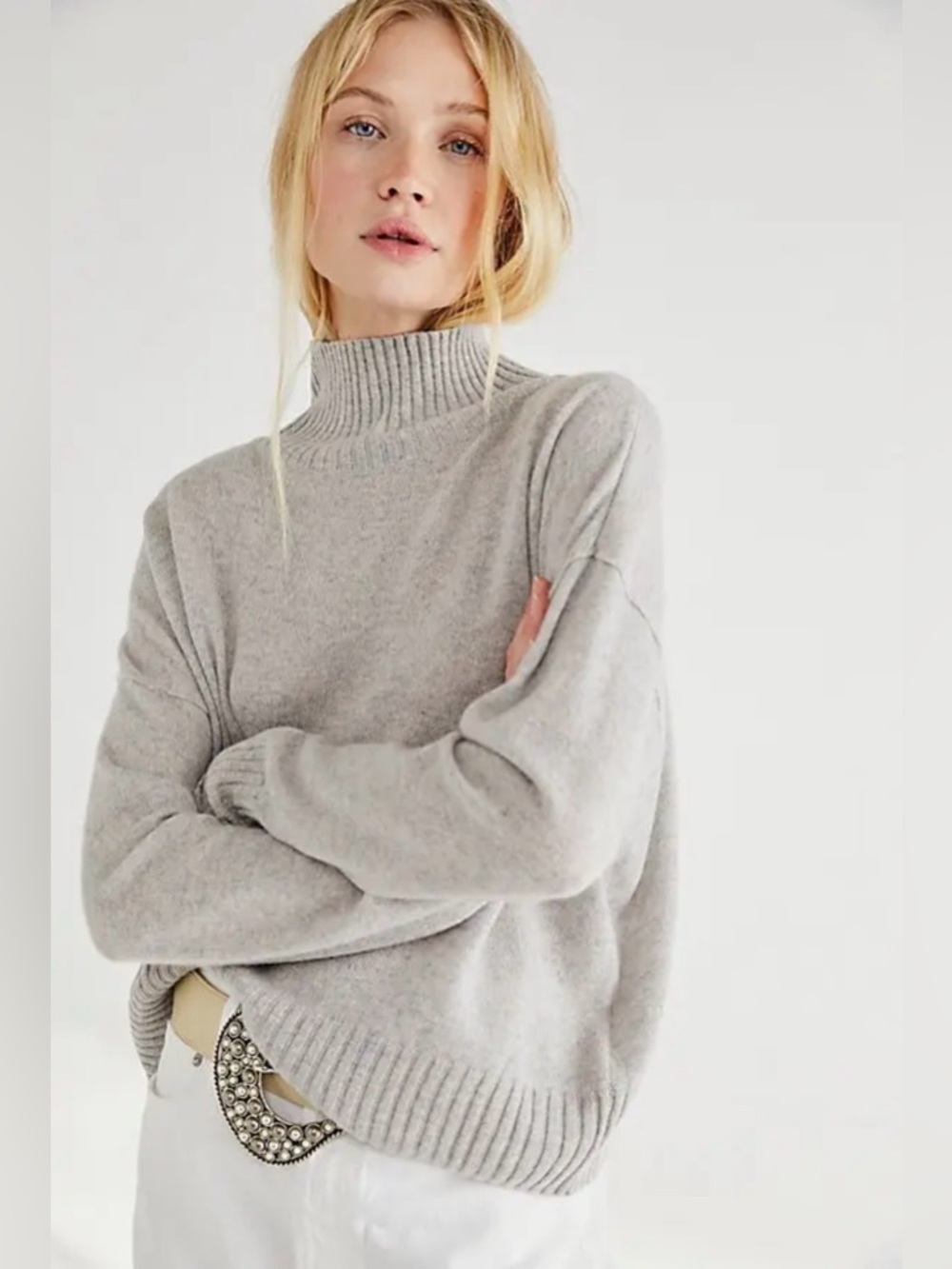 Free People Poppy 100% Cashmere Turtleneck Boxy Sweater in Sterling Gray